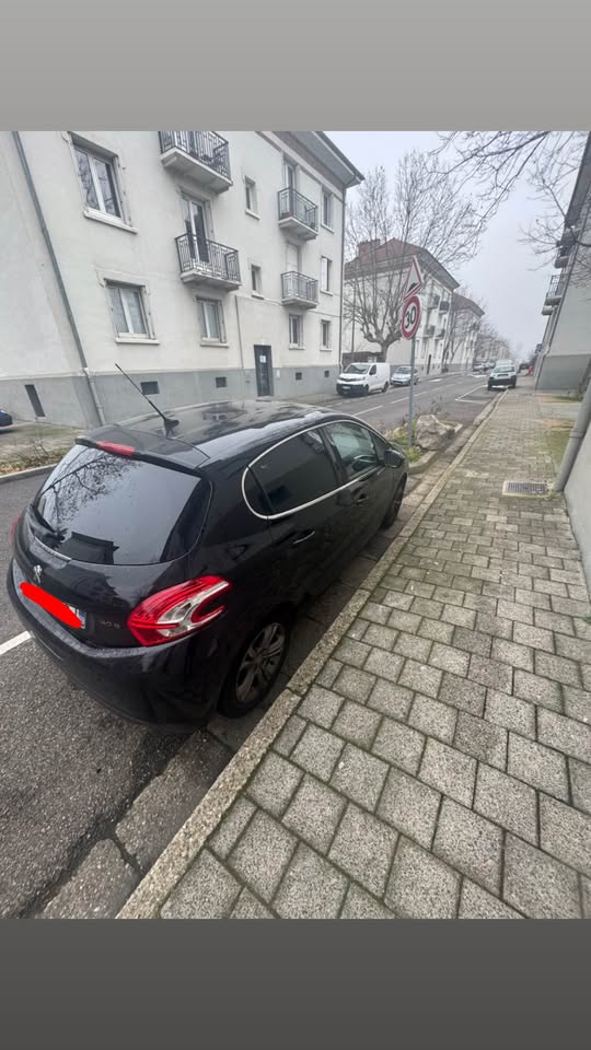 2014 Peugeot 208